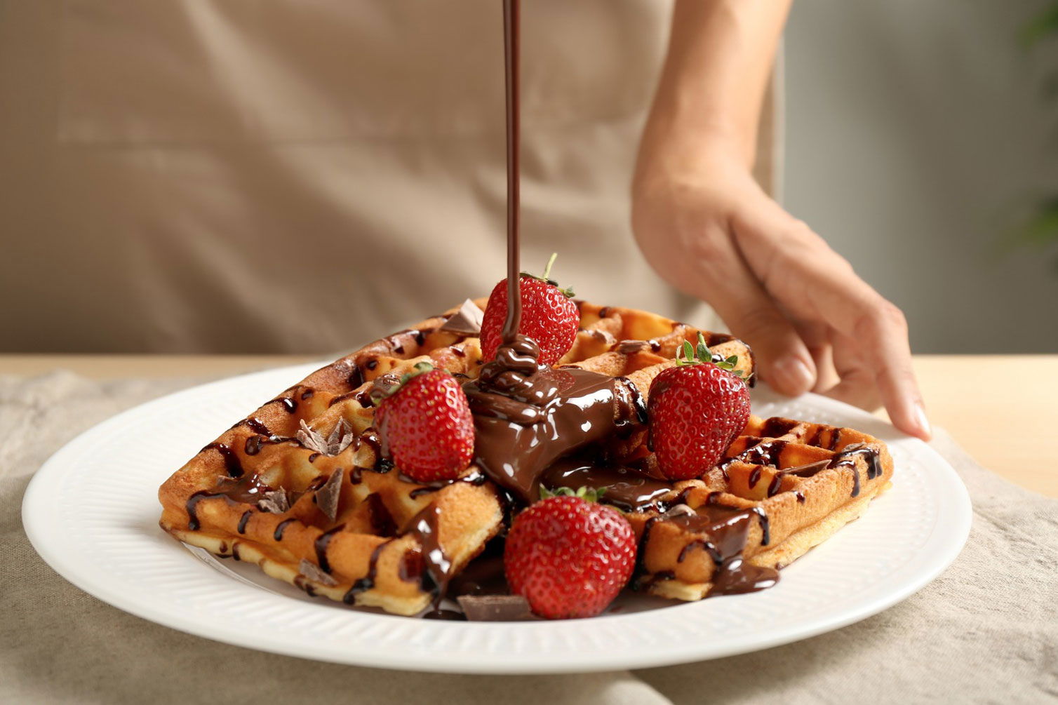 Çikolata ve Meyvelerin Leziz Buluşması: Waffle Tarifi